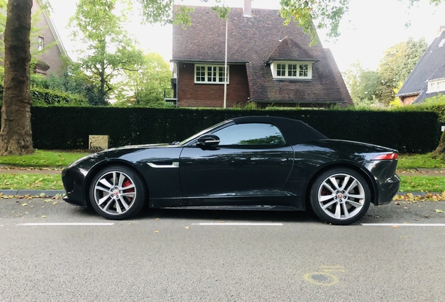 Jaguar F-TYPE S AWD Convertible