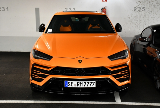 Lamborghini Urus