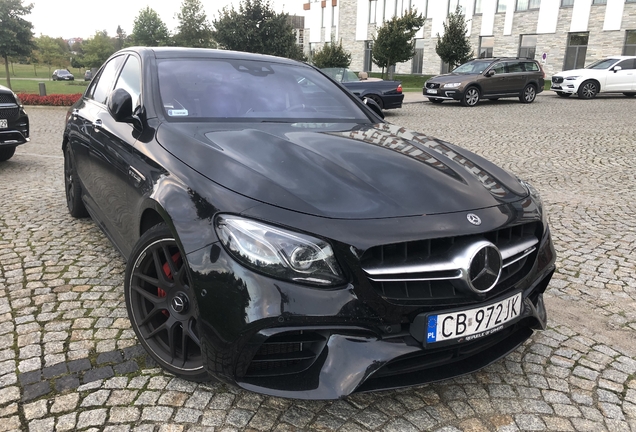 Mercedes-AMG E 63 S W213