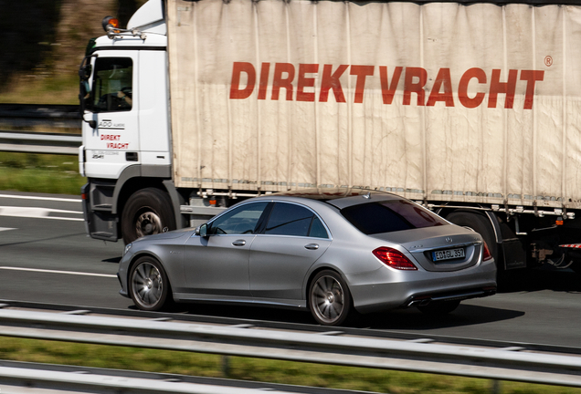 Mercedes-AMG S 63 V222