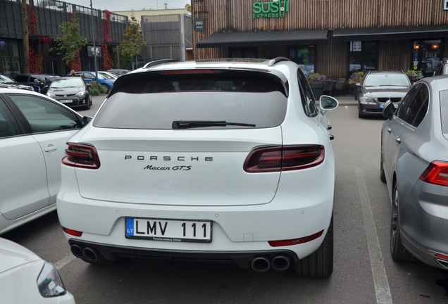 Porsche 95B Macan GTS