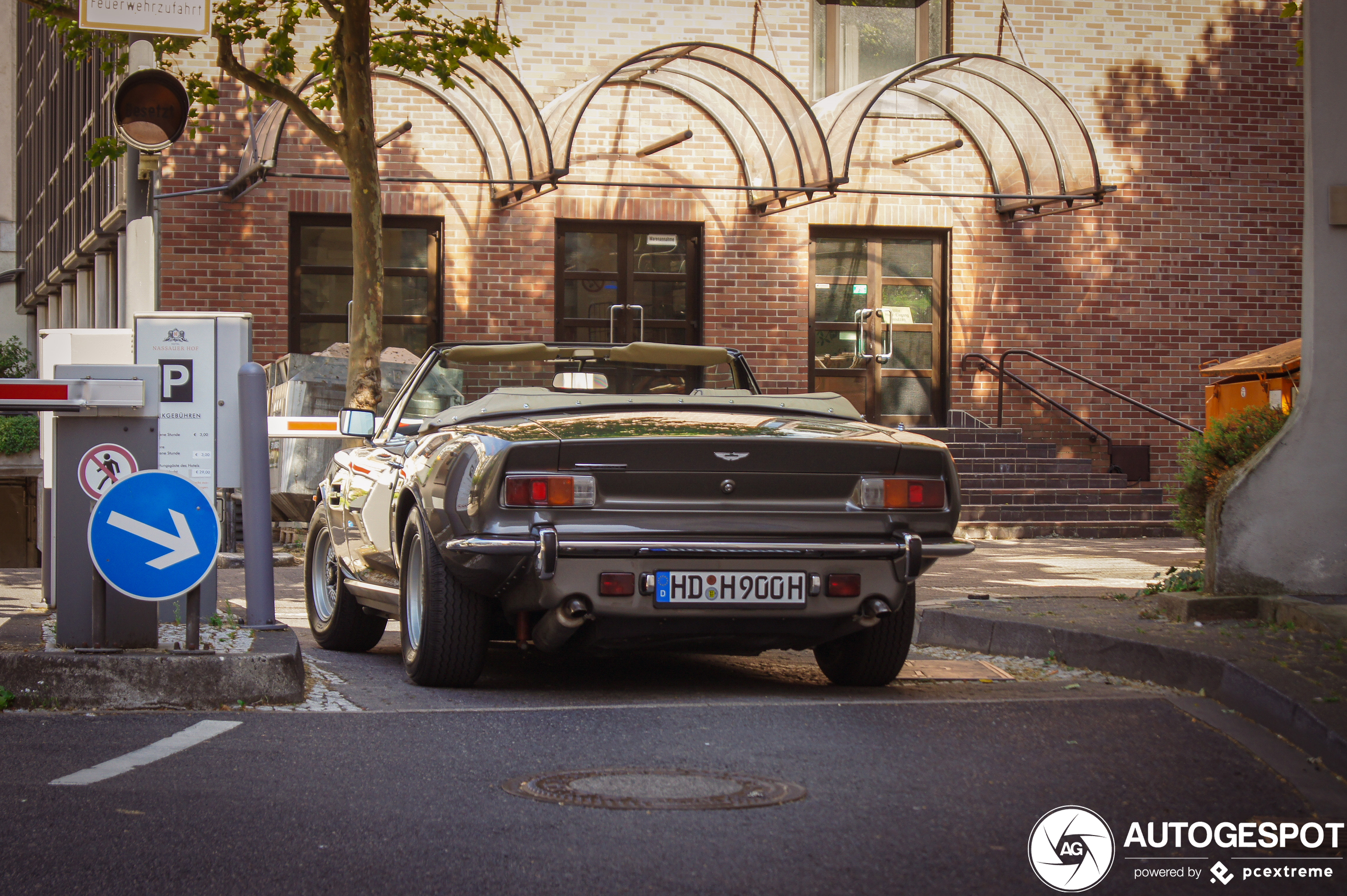 Aston Martin V8 Vantage Volante 1986-1989