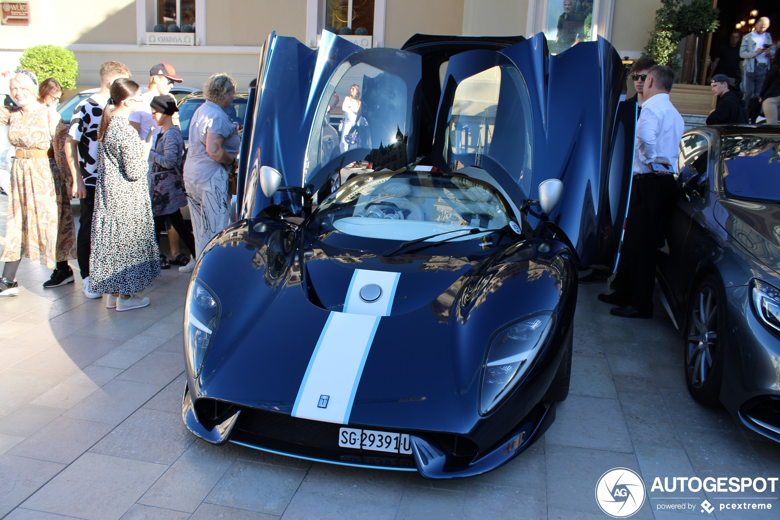 De Tomaso P72 steals the show in Monaco