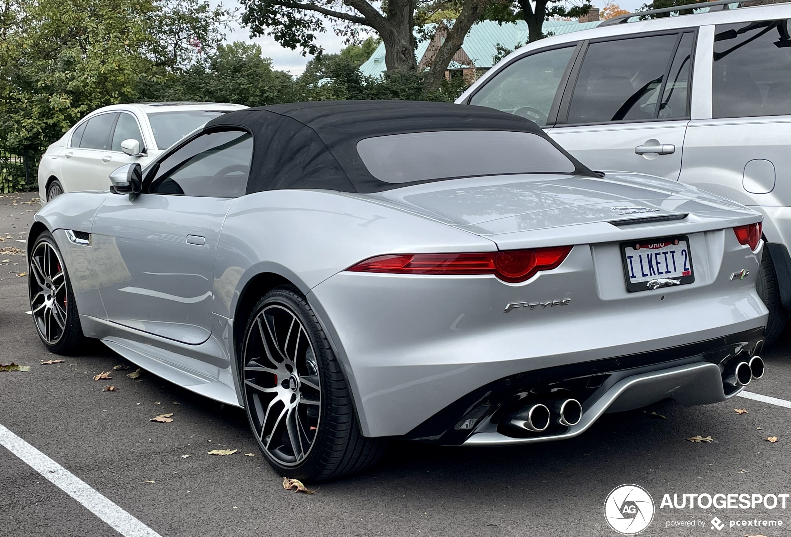 Jaguar F-TYPE R AWD Convertible