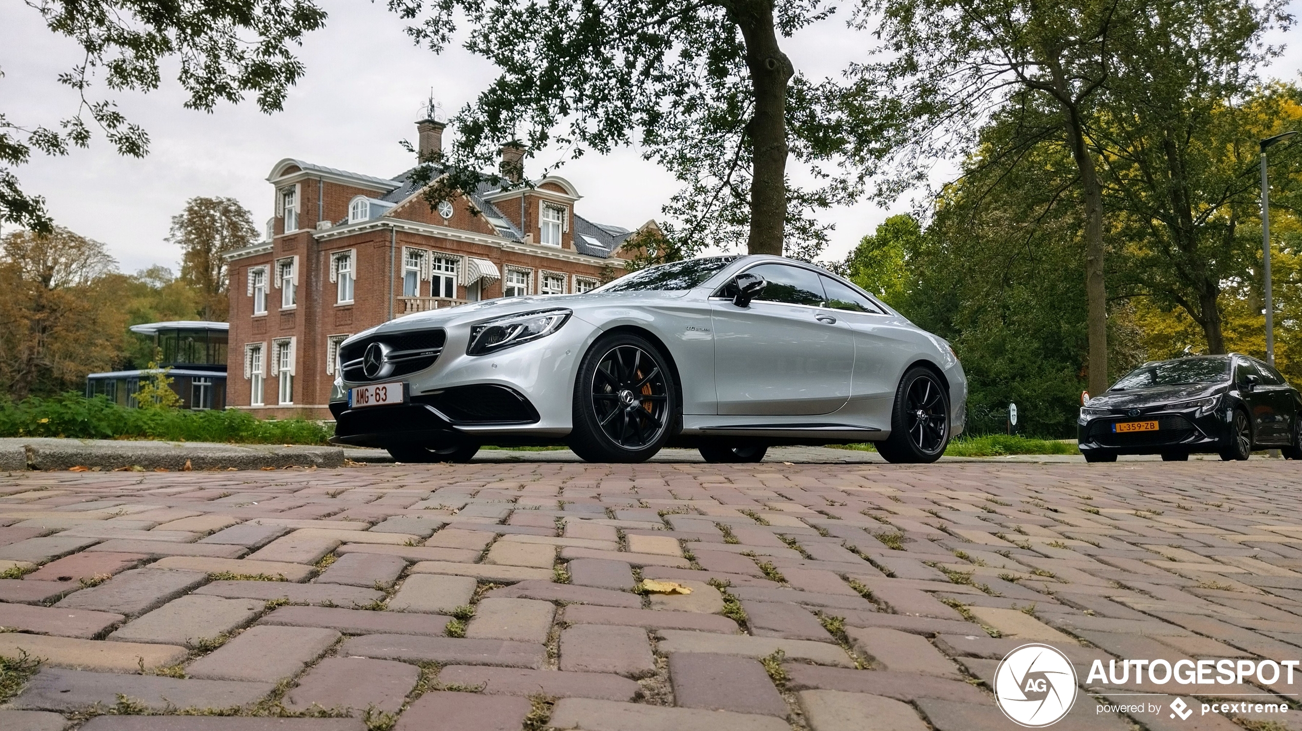 Mercedes-AMG S 63 Coupé C217