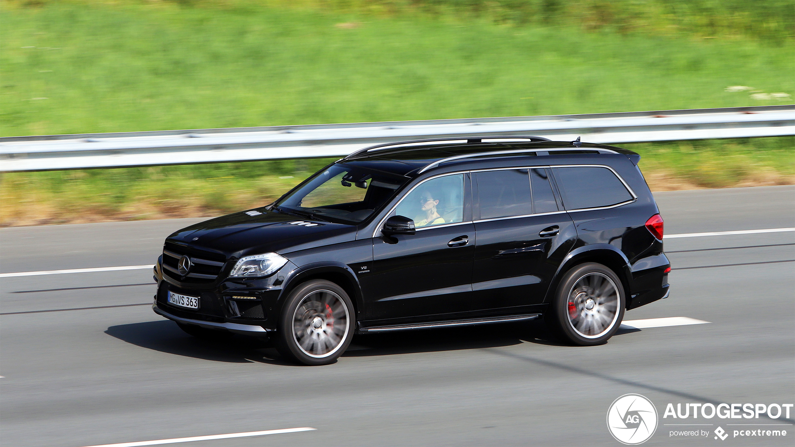 Mercedes-Benz GL 63 AMG X166