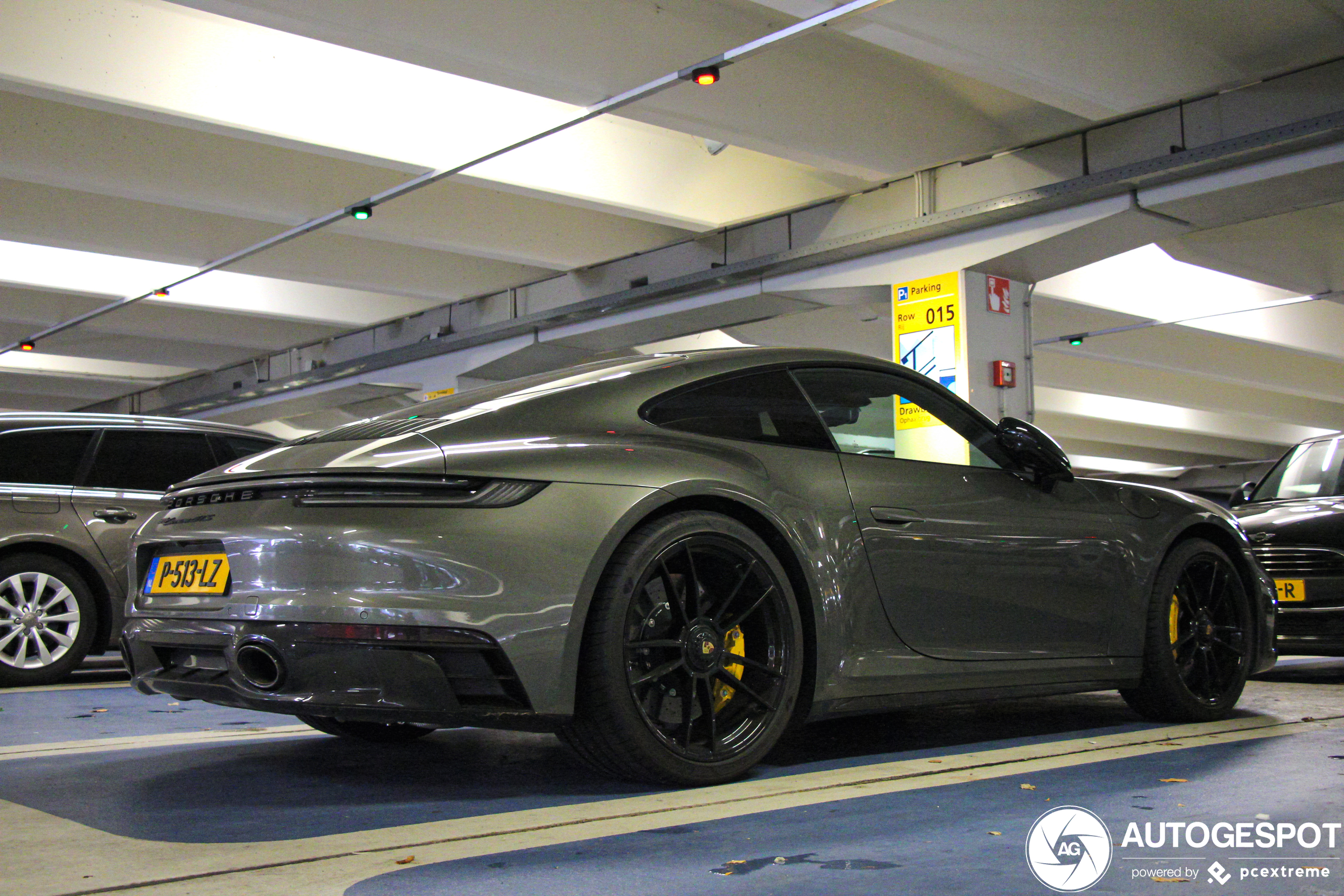 Porsche 992 Carrera GTS