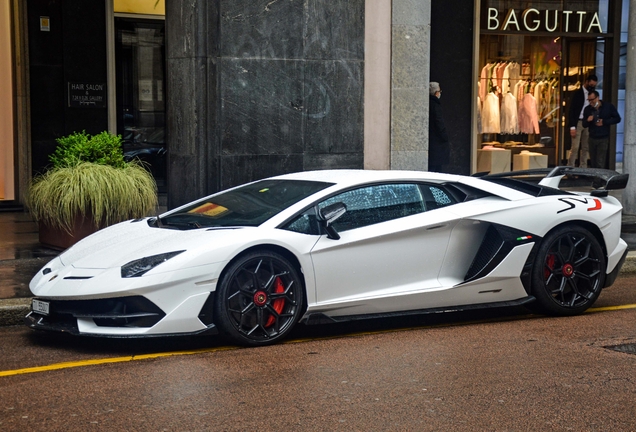 Lamborghini Aventador LP770-4 SVJ