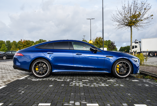 Mercedes-AMG GT 63 S X290