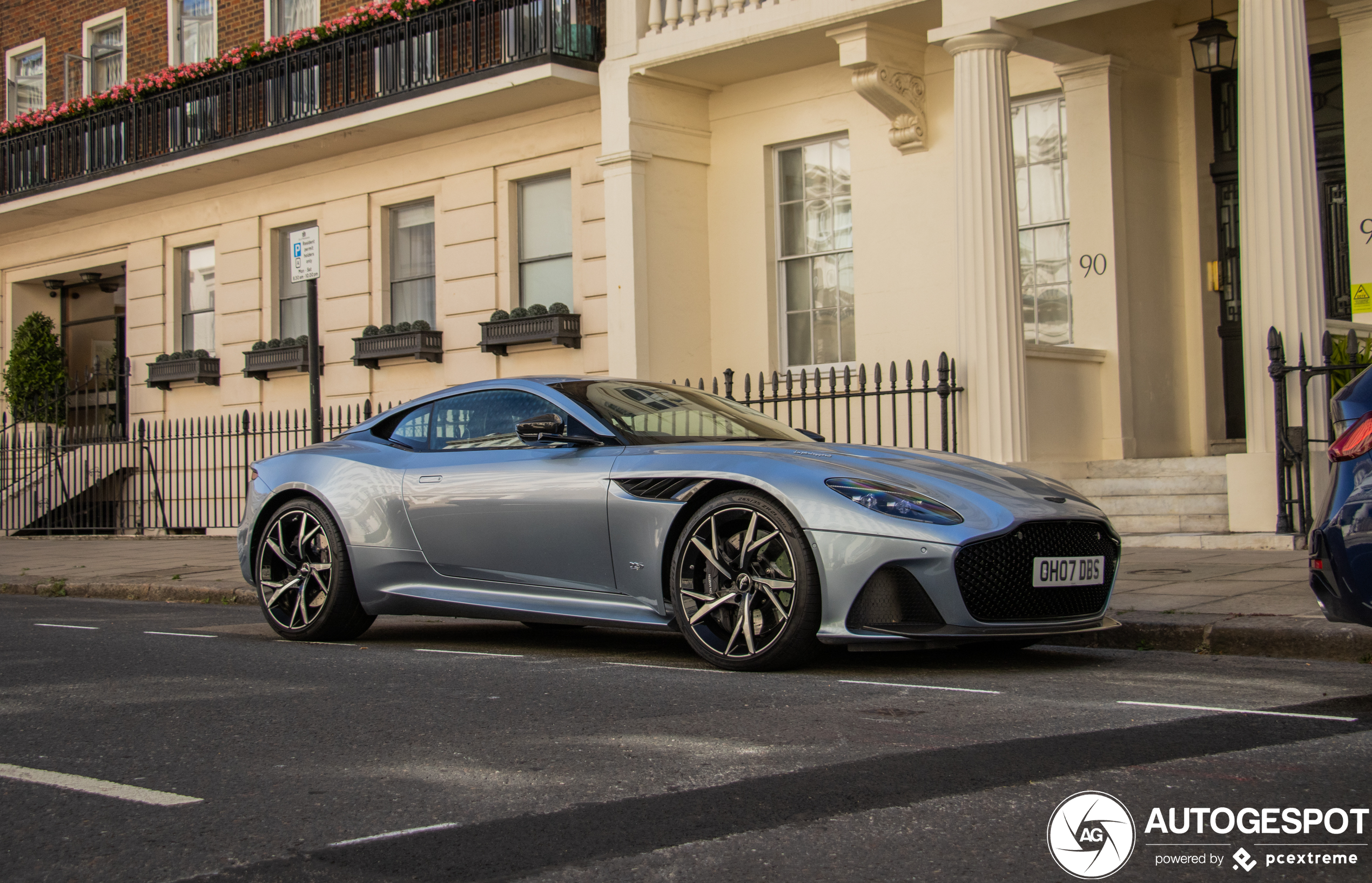 Aston Martin DBS Superleggera