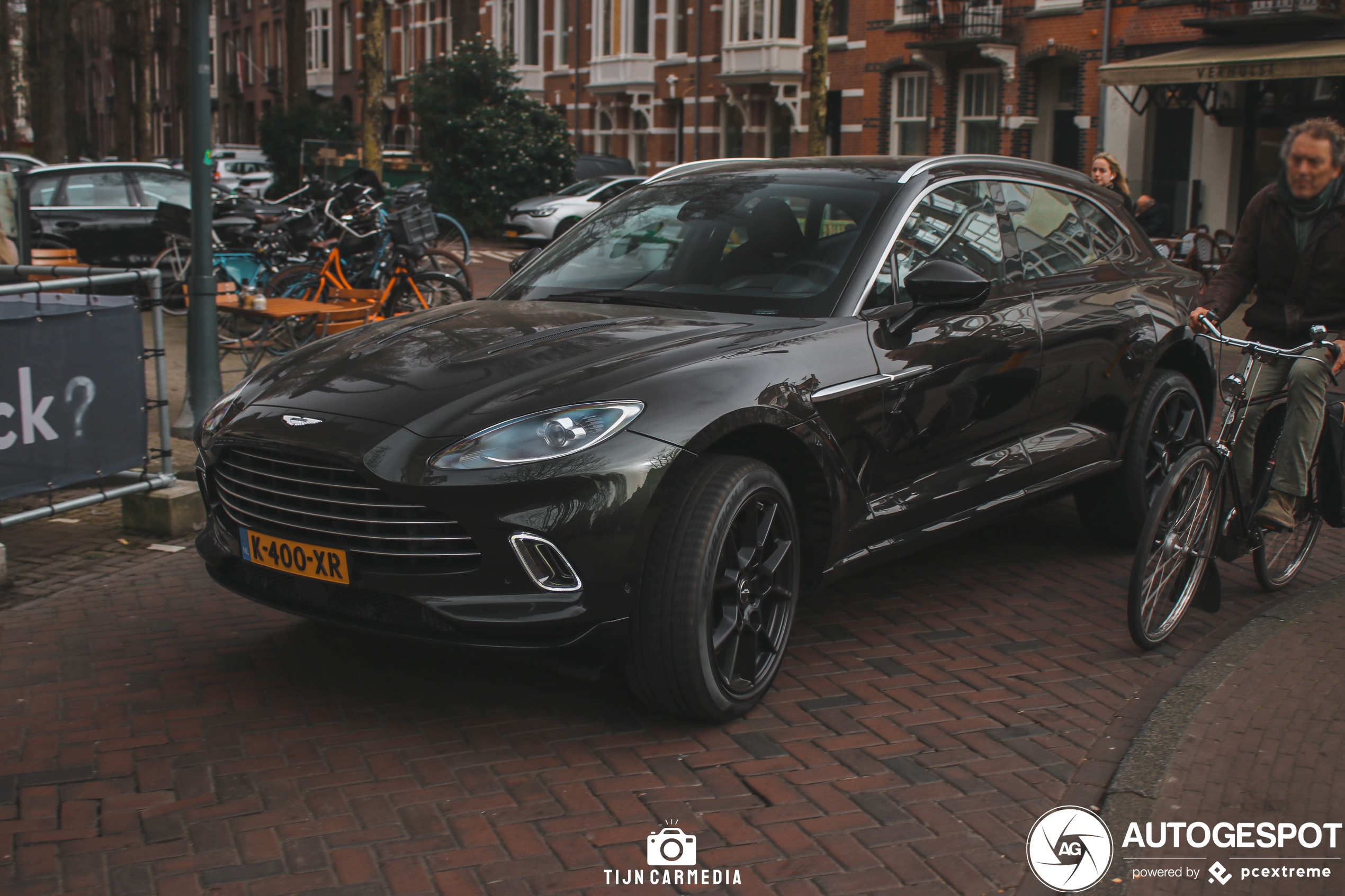 Aston Martin DBX