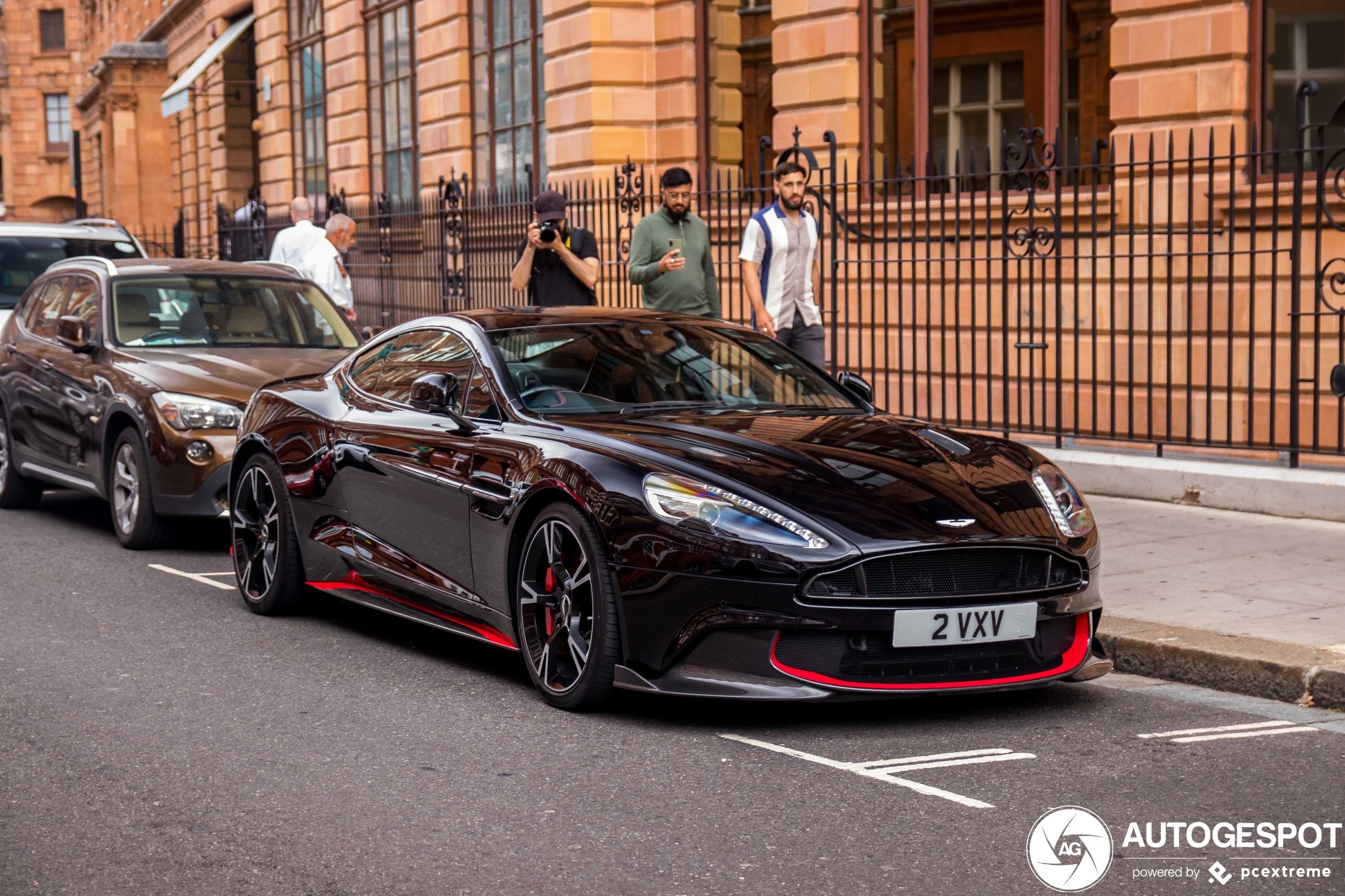 Aston Martin Vanquish S 2017