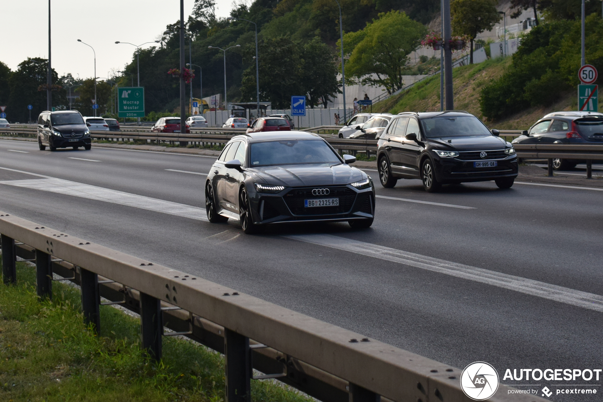 Audi RS6 Avant C8