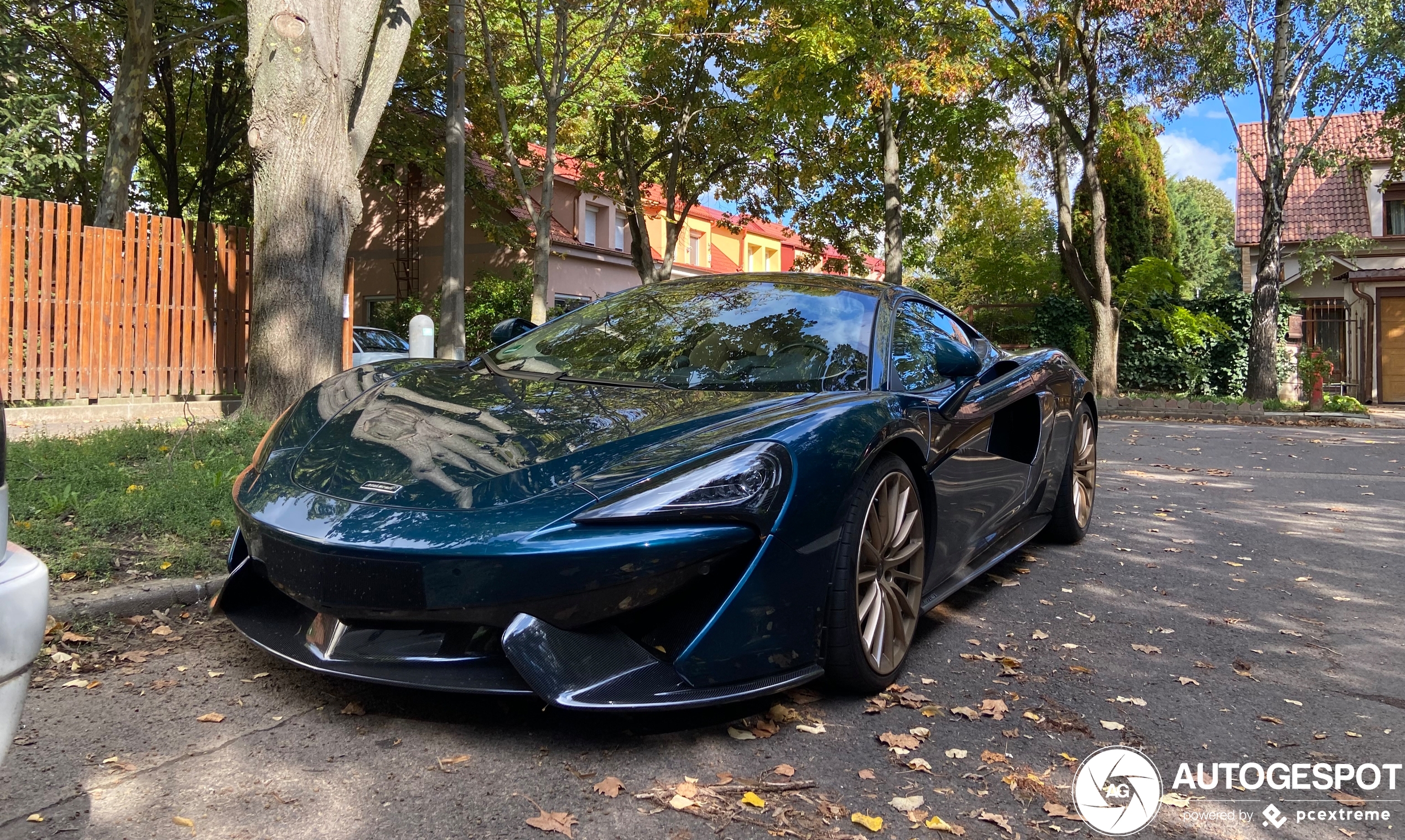 McLaren 570GT