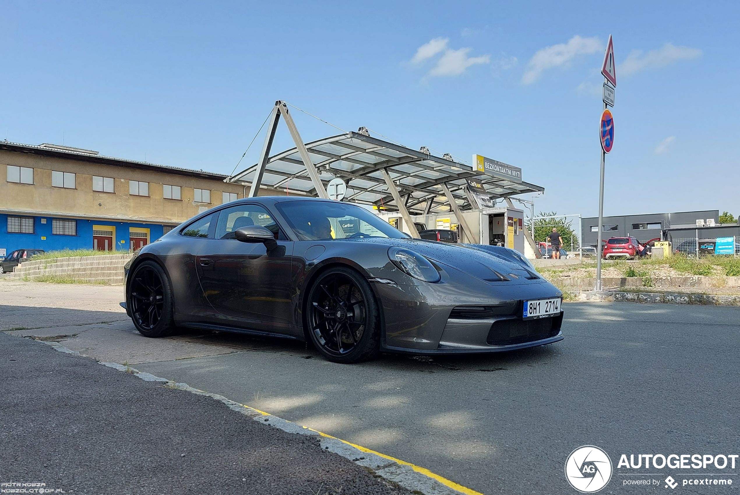 Porsche 992 GT3 Touring