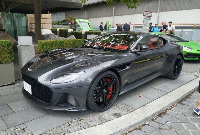 Aston Martin DBS Superleggera