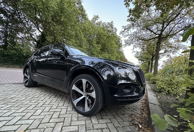 Bentley Bentayga V8