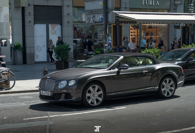 Bentley Continental GTC 2012