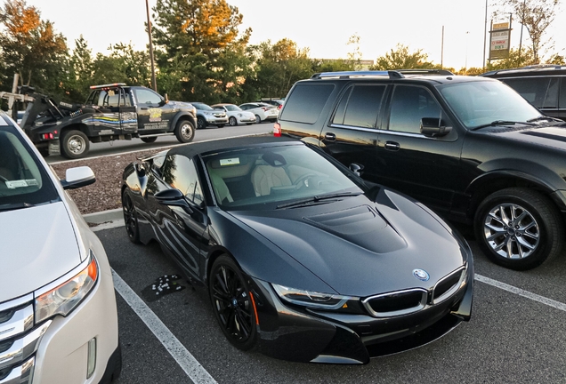 BMW i8 Roadster