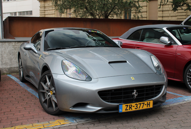 Ferrari California