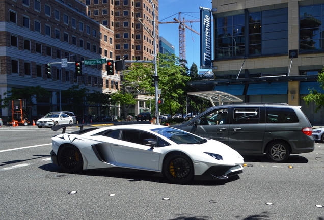 Lamborghini Aventador LP750-4 SuperVeloce