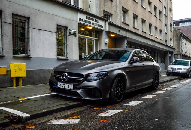 Mercedes-AMG E 63 S W213