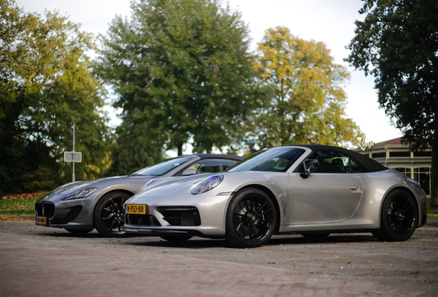 Porsche 992 Carrera 4 GTS Cabriolet