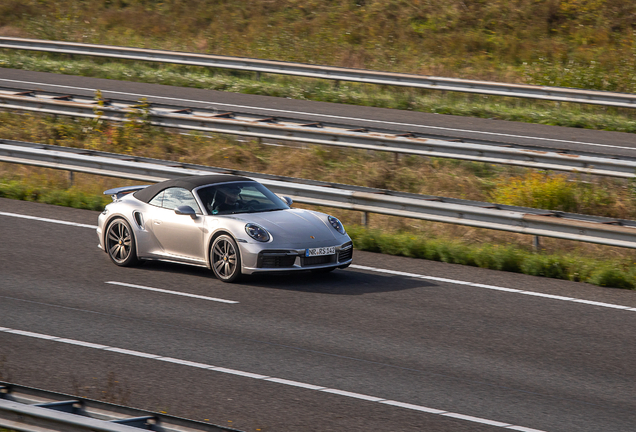 Porsche 992 Turbo Cabriolet