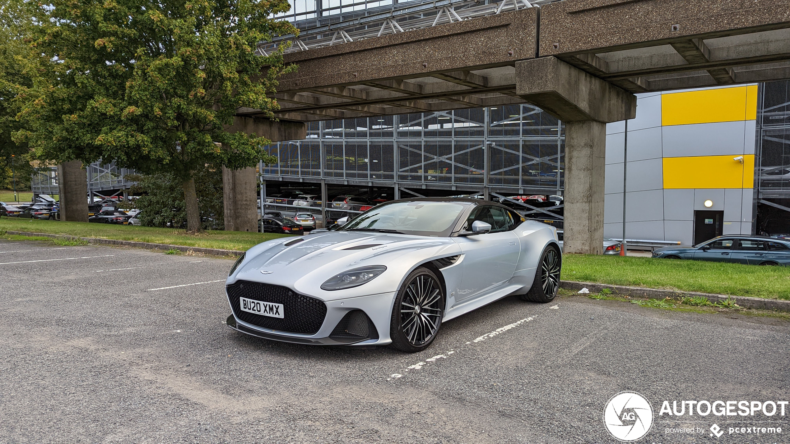 Aston Martin DBS Superleggera