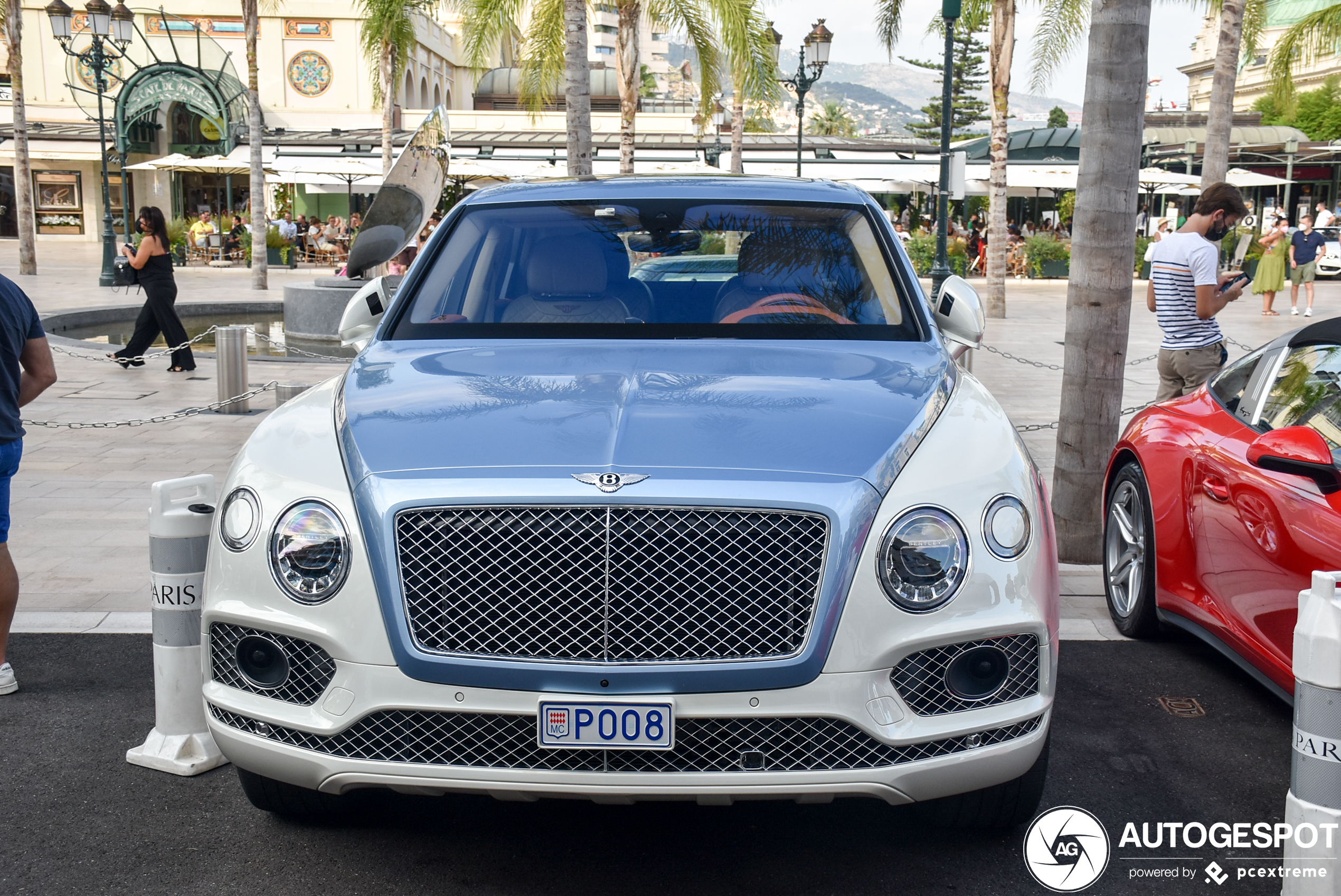 Bentley Bentayga V8