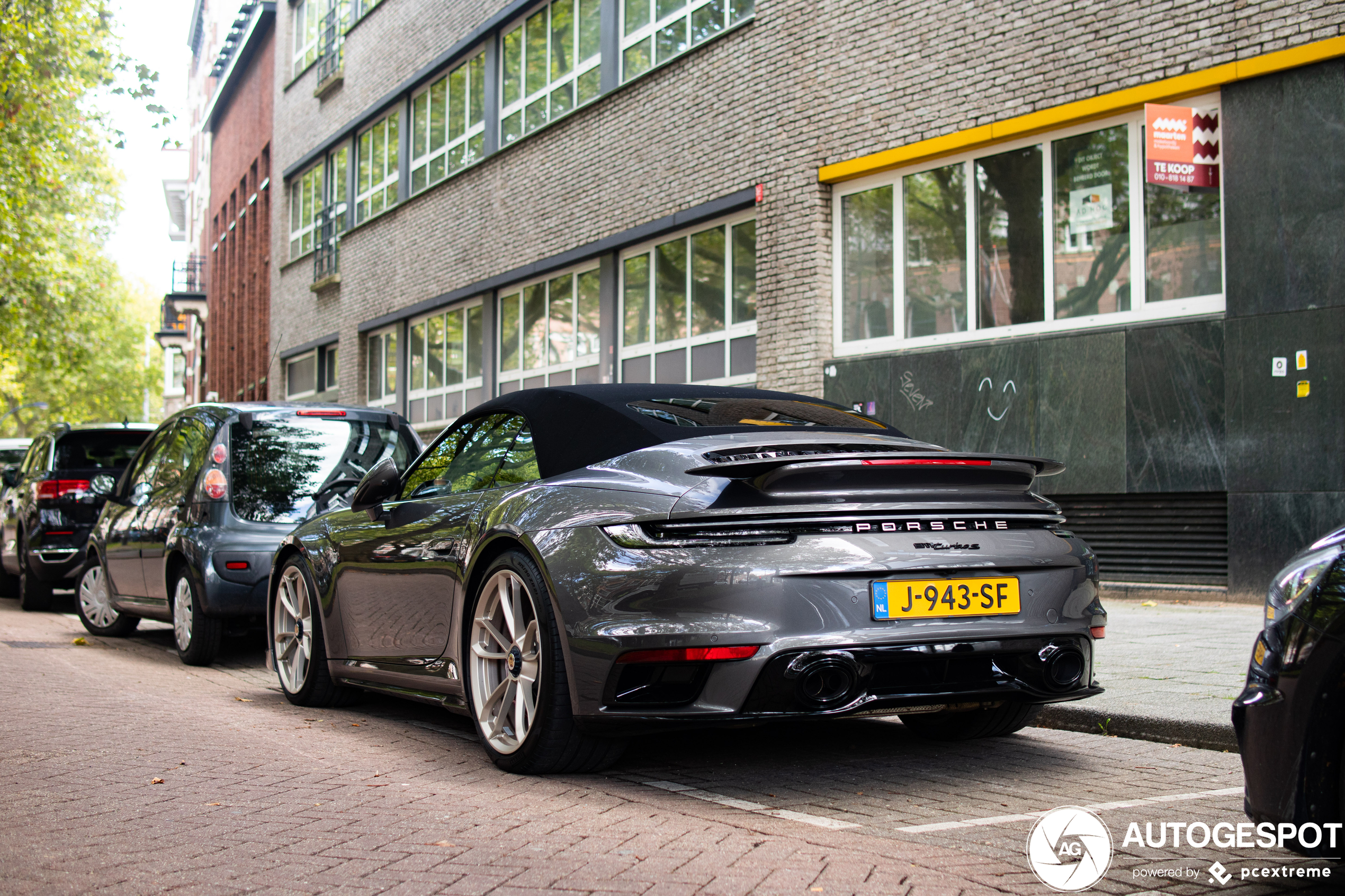 Porsche 992 Turbo S Cabriolet