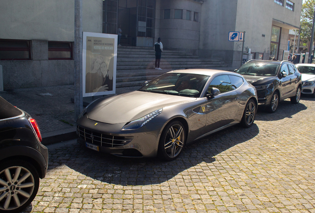 Ferrari FF