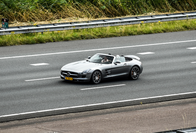 Mercedes-Benz SLS AMG Roadster