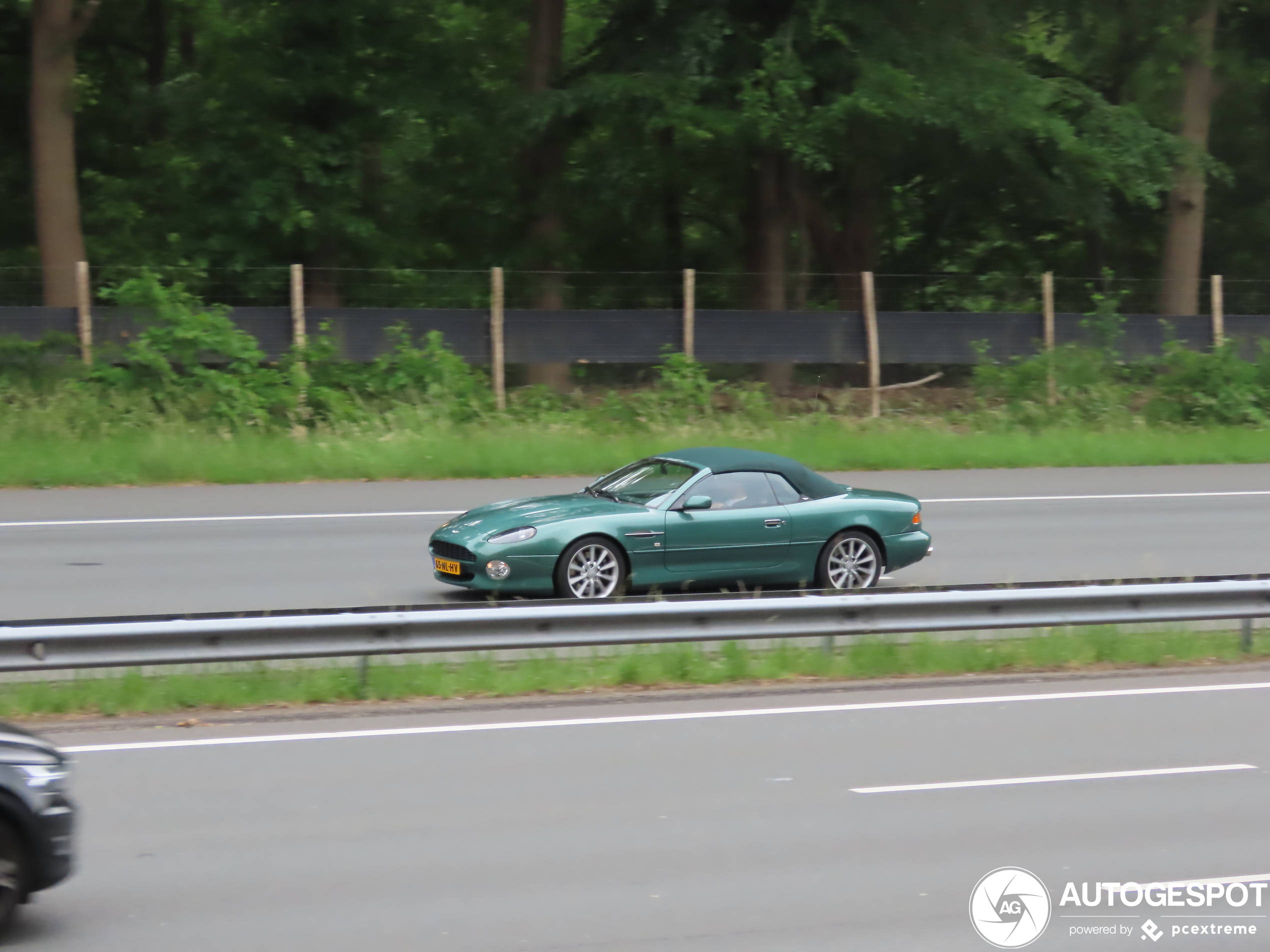 Aston Martin DB7 Vantage Volante