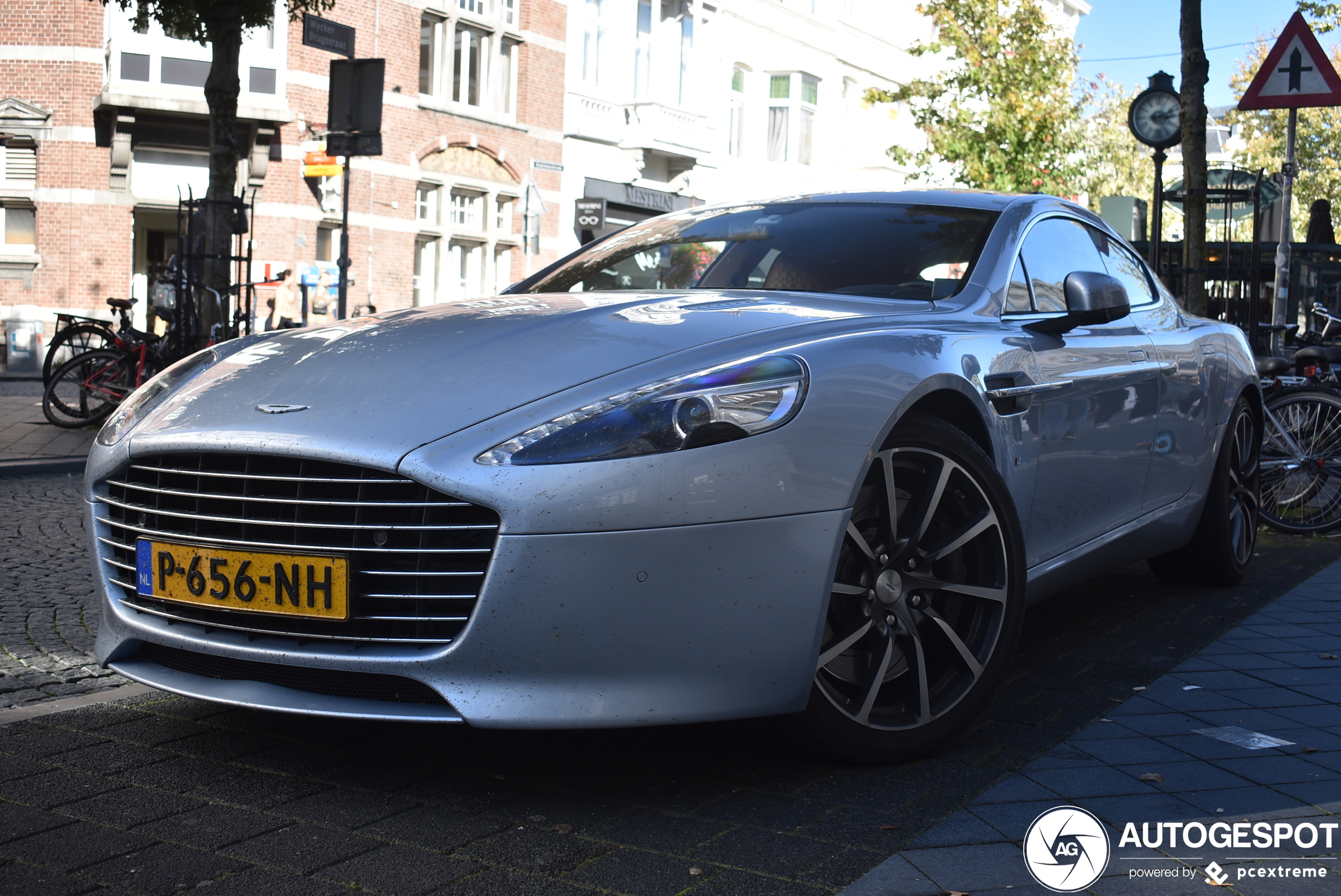 Aston Martin Rapide S