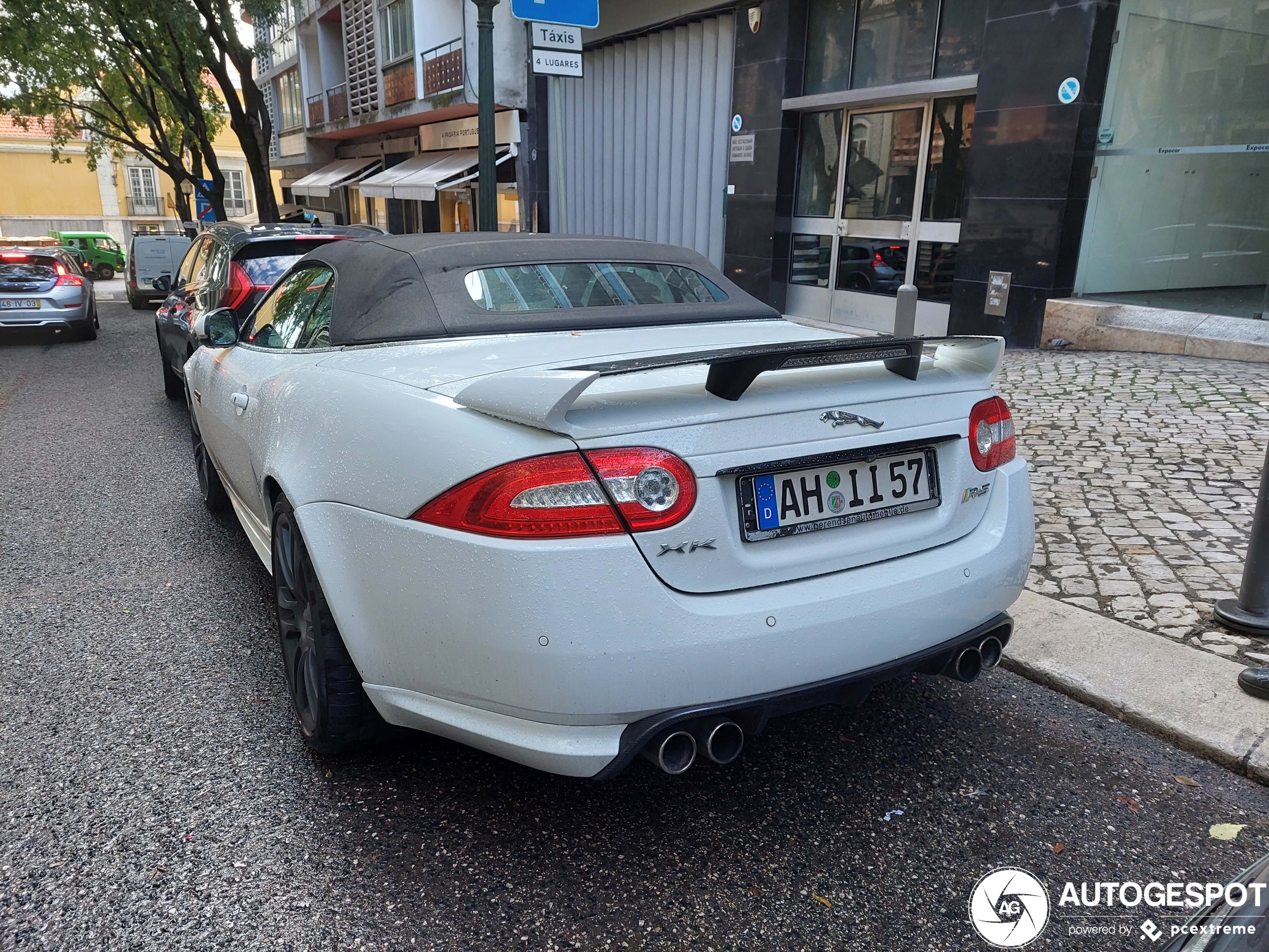 Jaguar XKR-S Convertible 2012