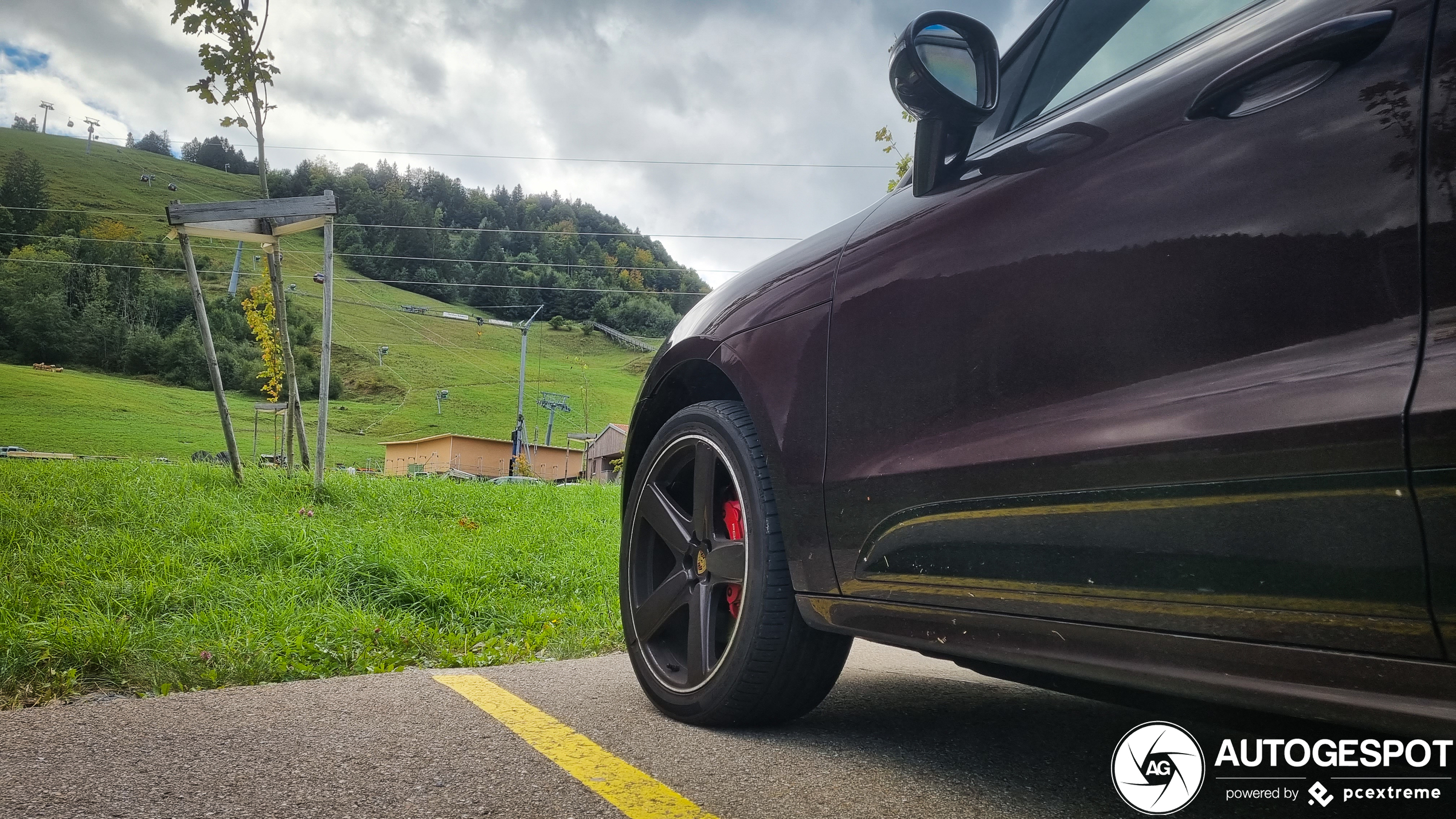 Porsche 95B Macan Turbo