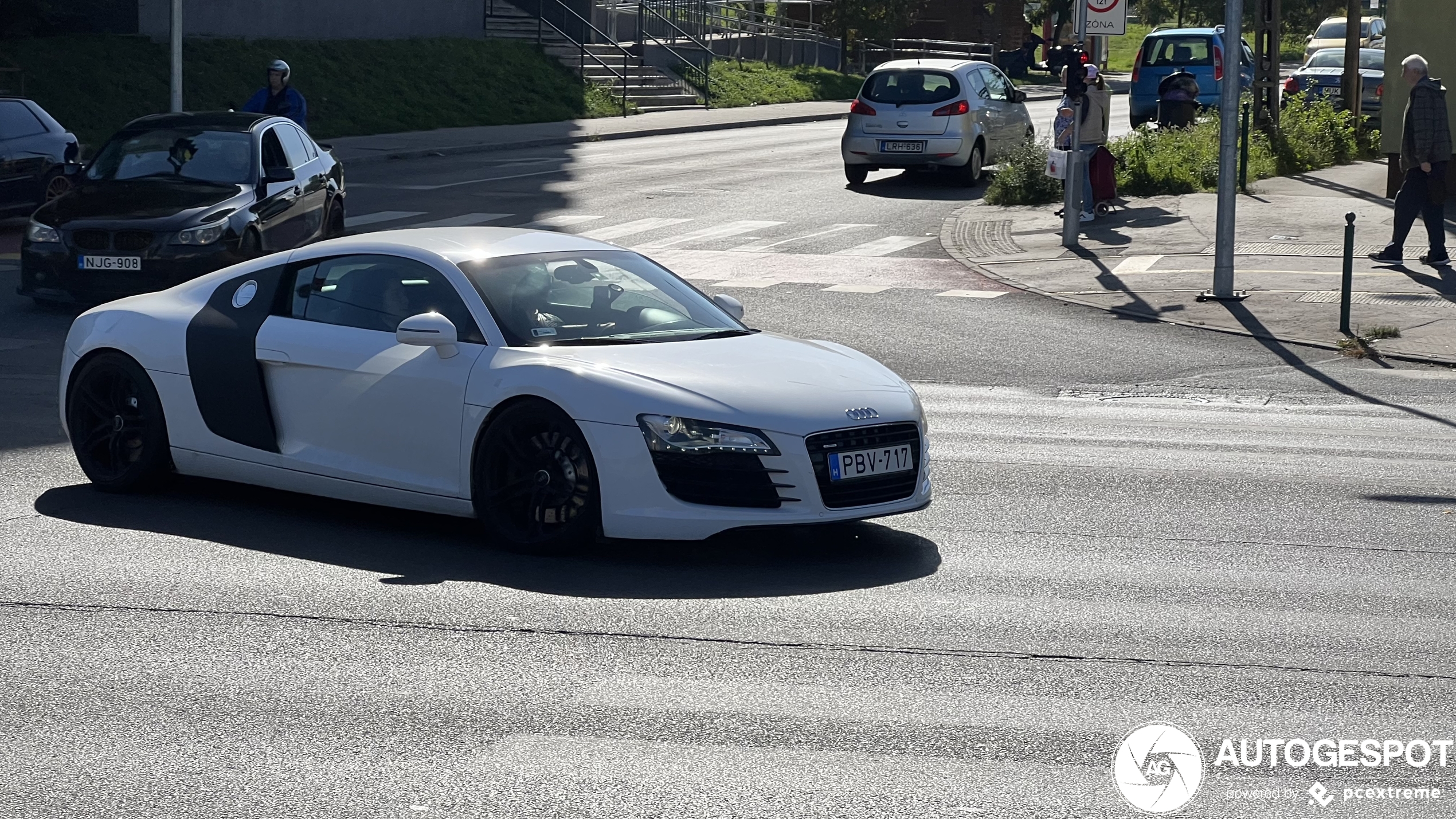 Audi R8