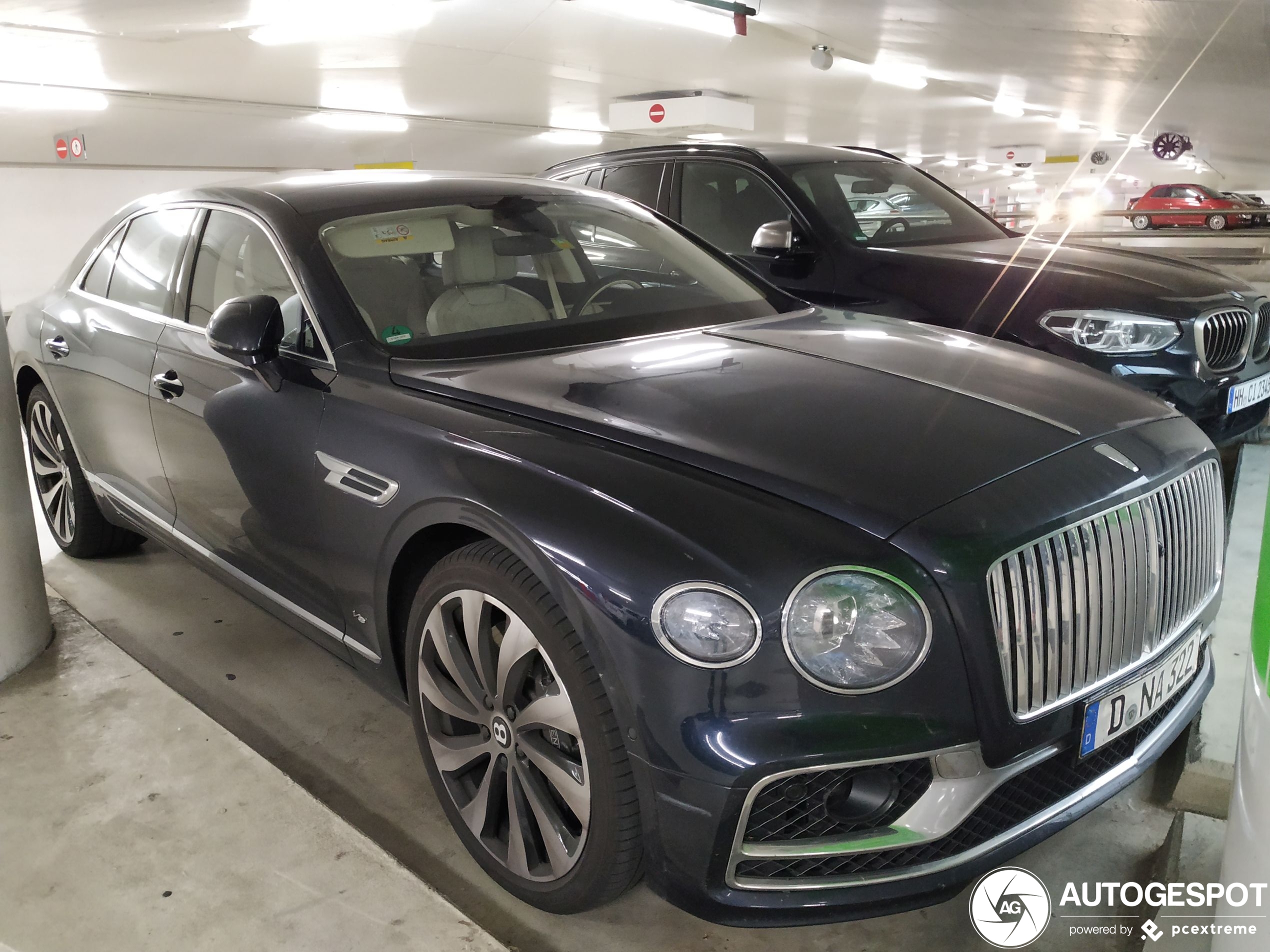 Bentley Flying Spur V8 2021