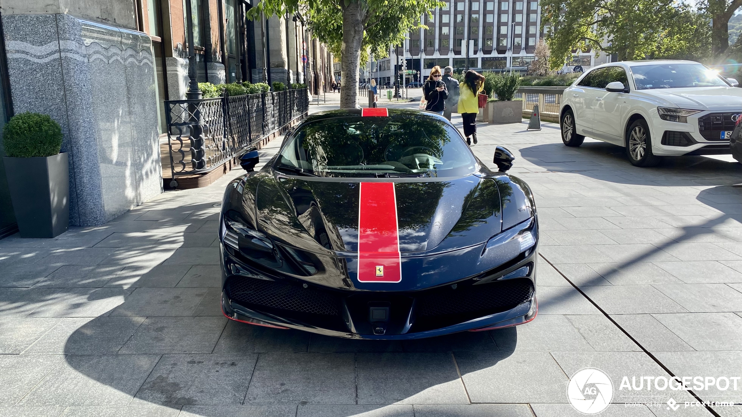 Ferrari SF90 Stradale