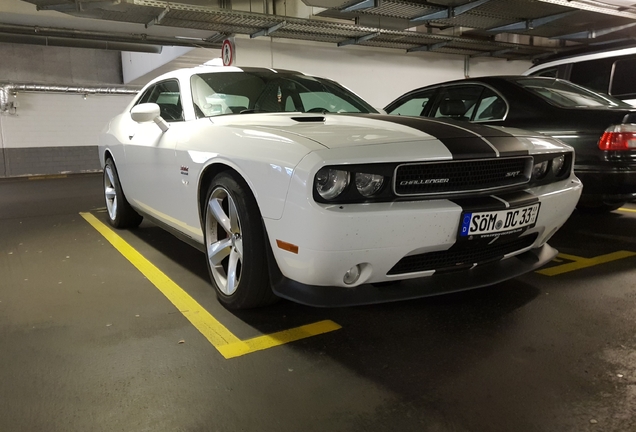 Dodge Challenger SRT-8 392