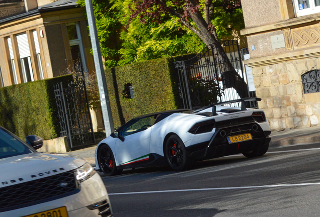 Lamborghini Huracán LP640-4 Performante Spyder