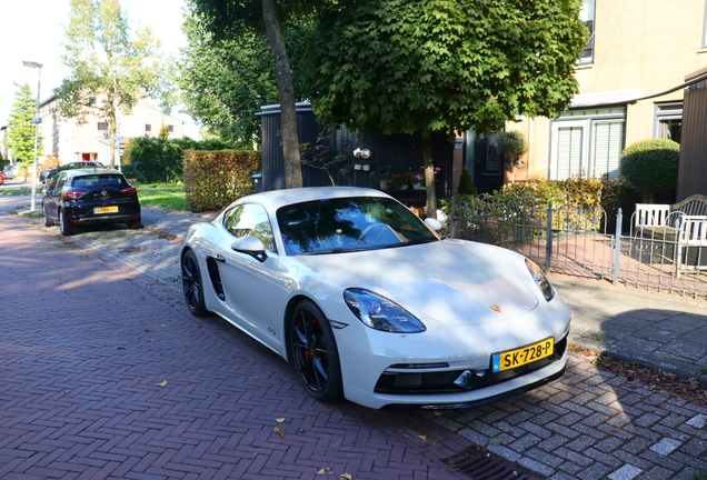 Porsche 718 Cayman GTS