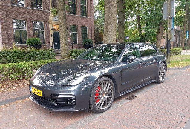 Porsche 971 Panamera GTS Sport Turismo