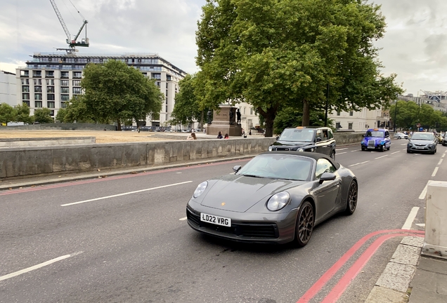 Porsche 992 Carrera 4S Cabriolet