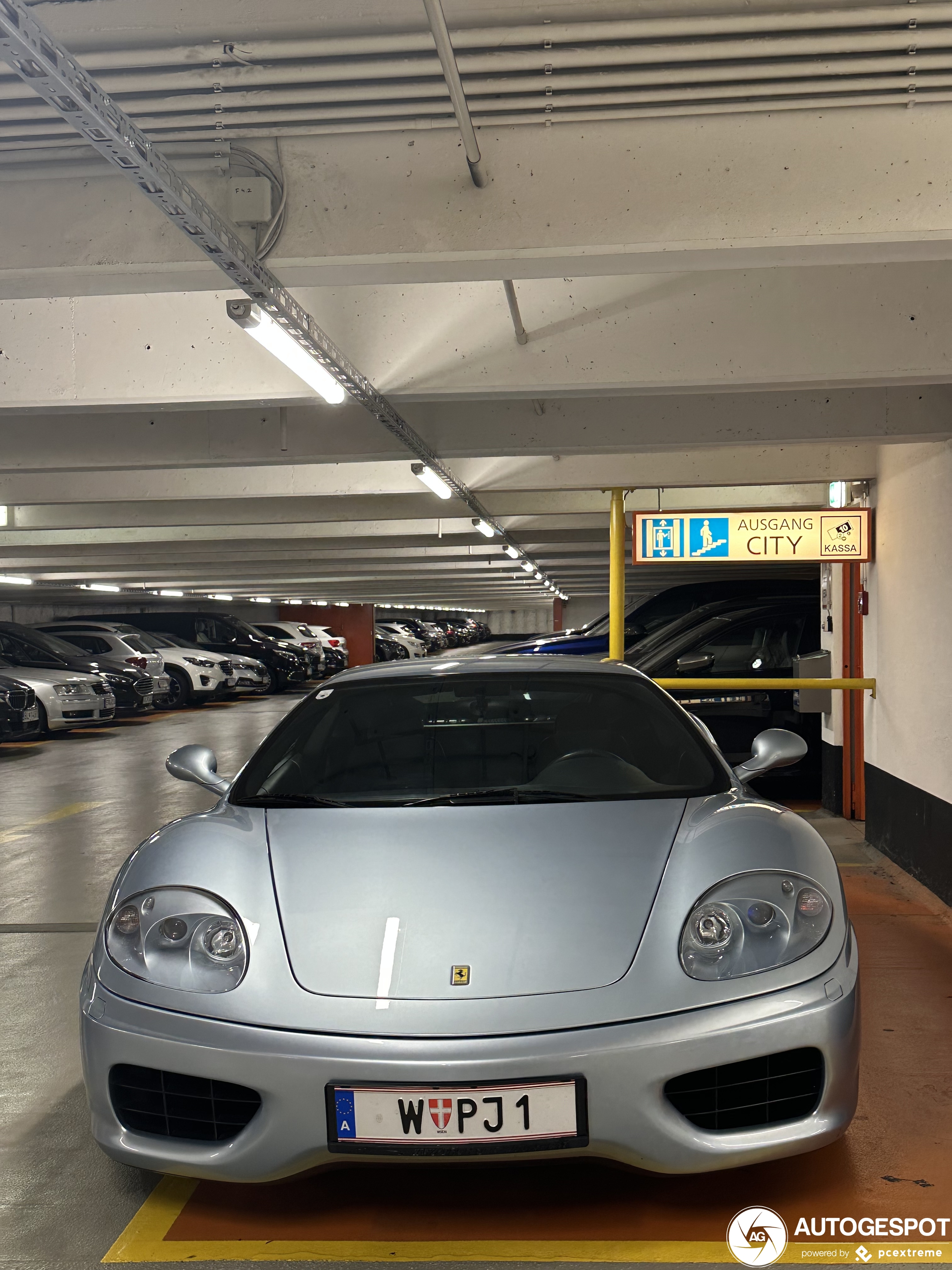 Ferrari 360 Modena