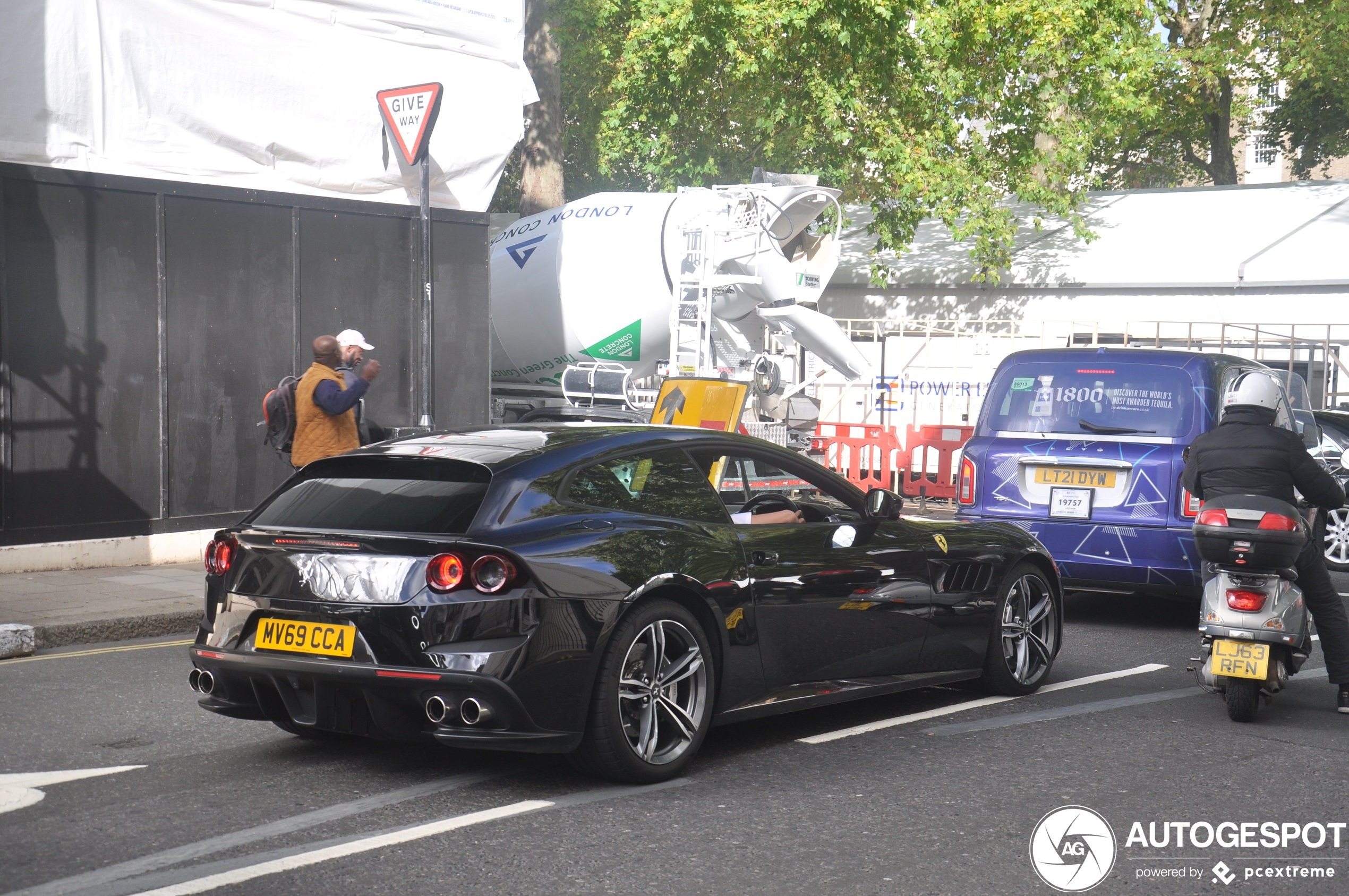 Ferrari GTC4Lusso