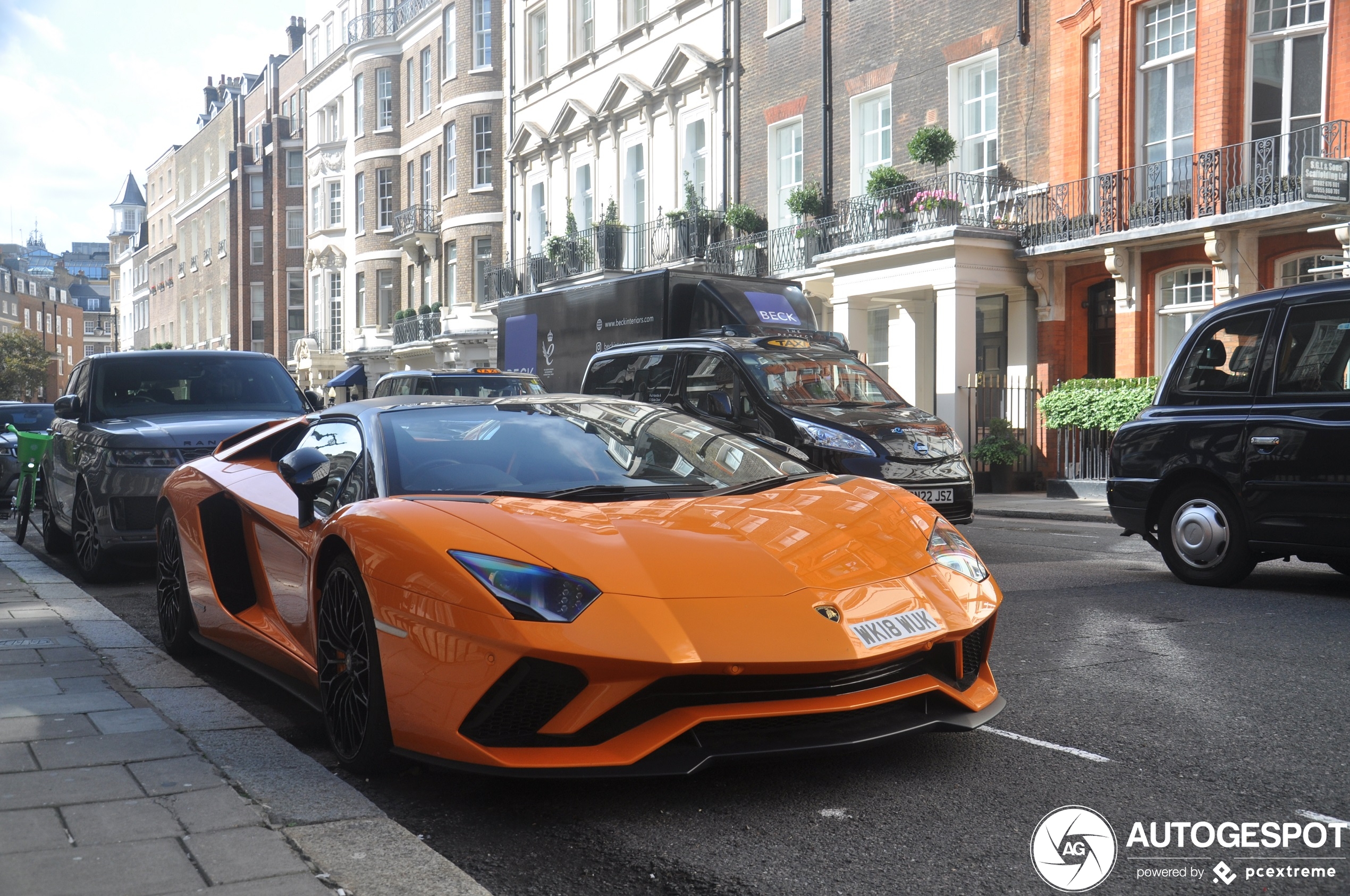 Lamborghini Aventador S LP740-4 Roadster