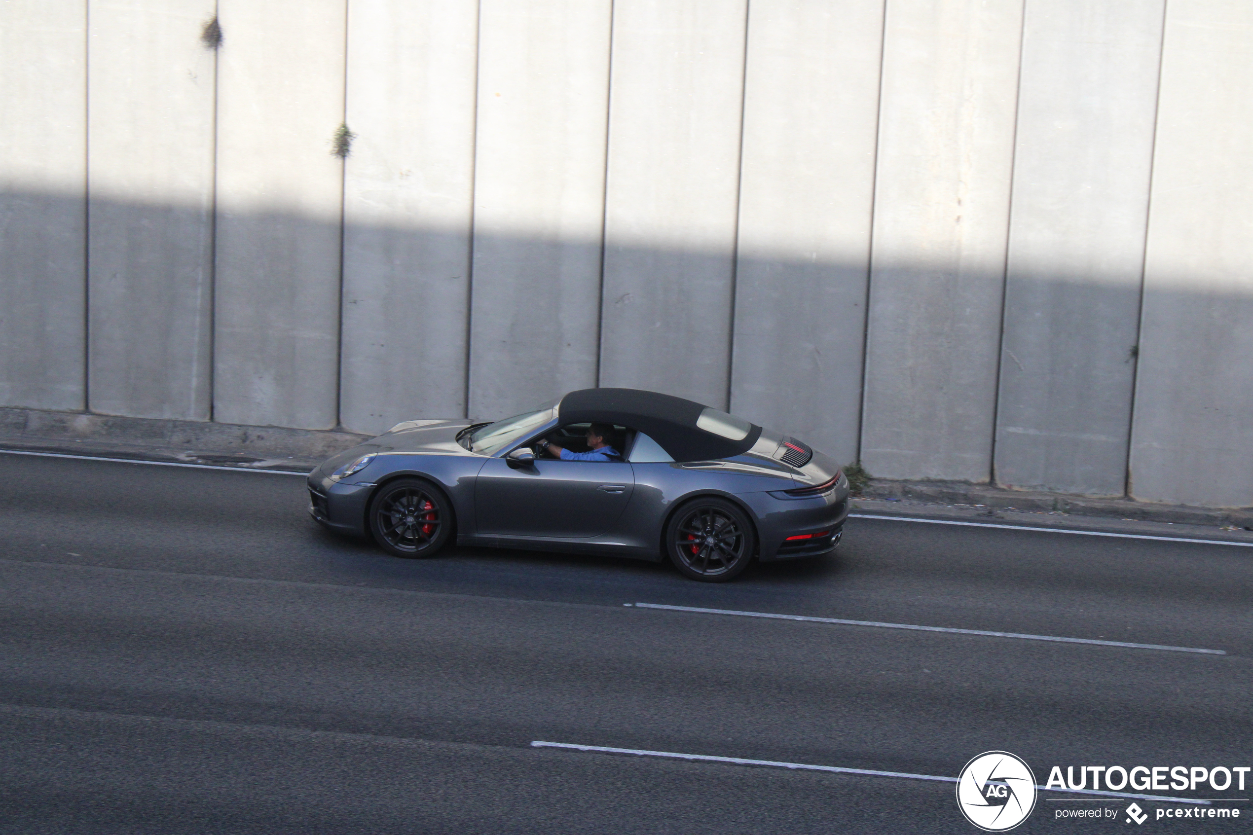 Porsche 992 Carrera 4S Cabriolet