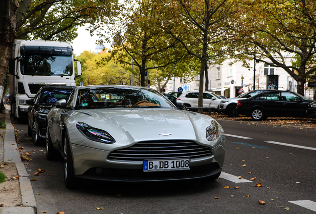 Aston Martin DB11 V8